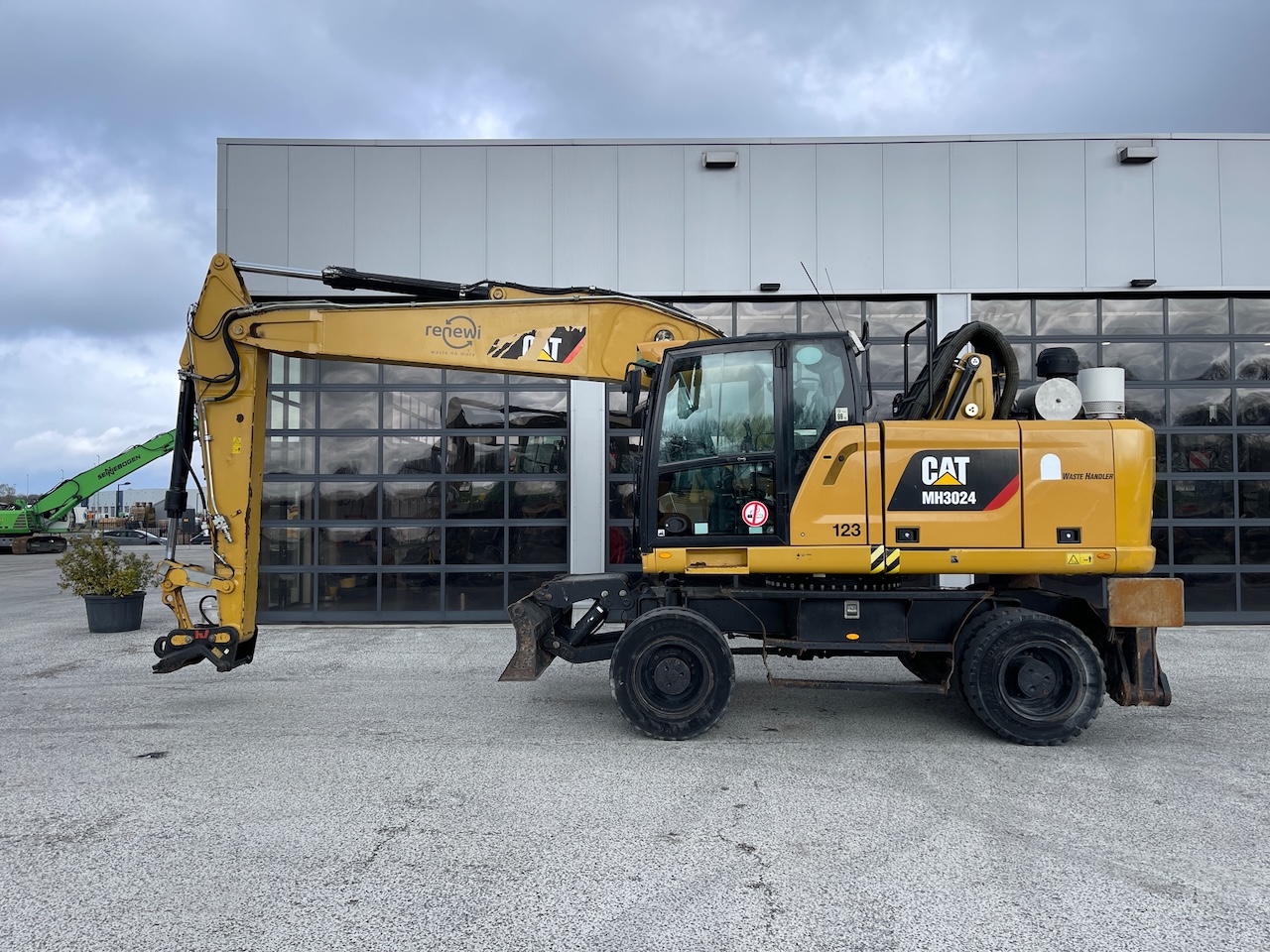 Caterpillar 3024 MH