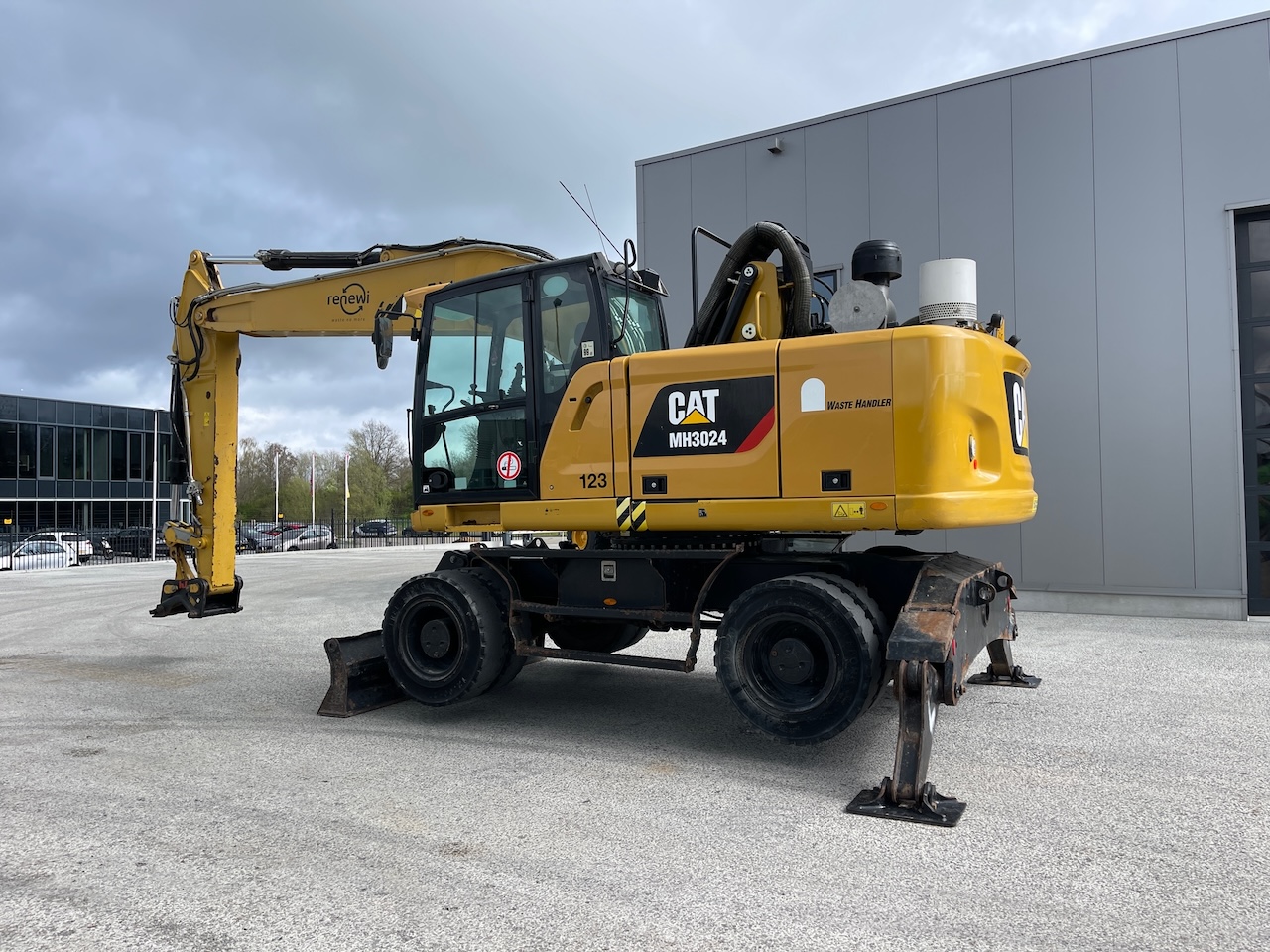 Caterpillar 3024 MH