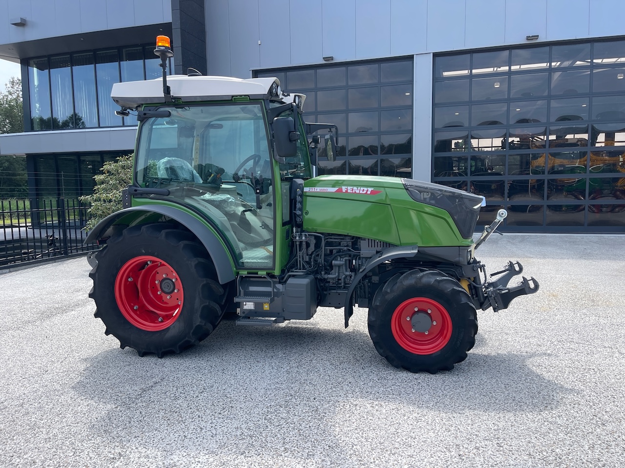 Fendt 211F Profi+ en GPS