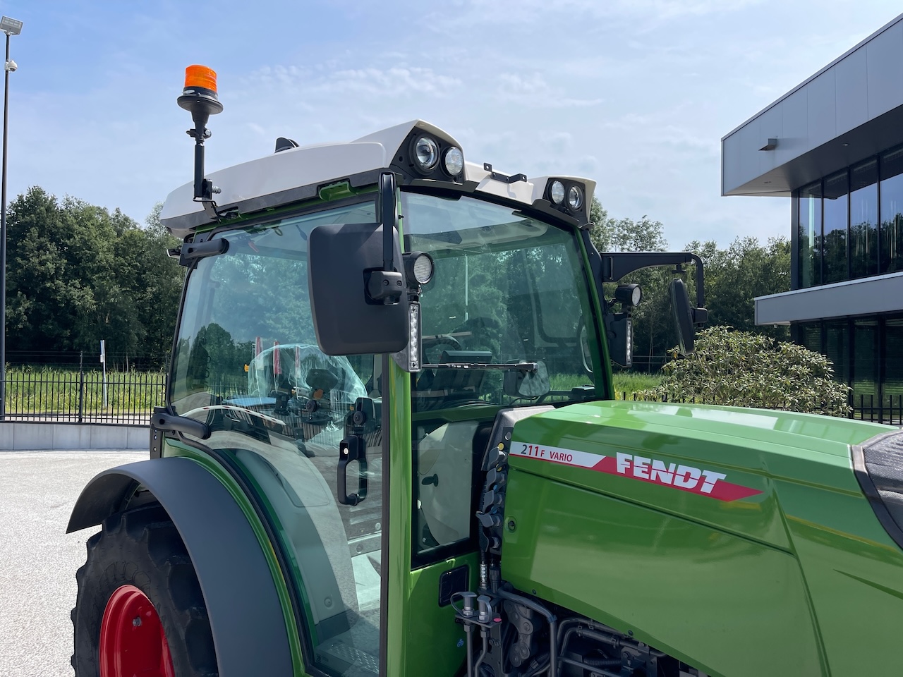 Fendt 211F Profi+ en GPS