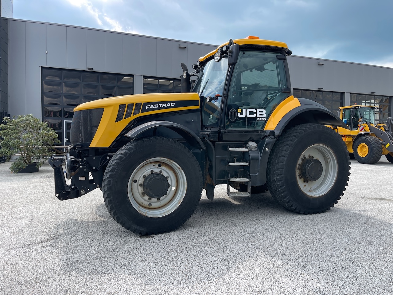 JCB Fastrack 8250