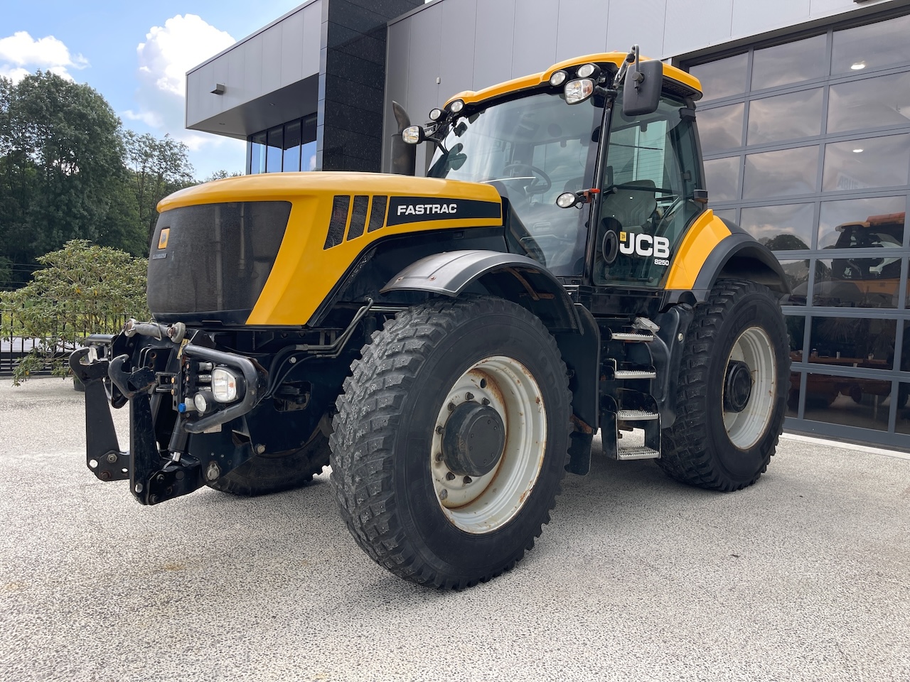 JCB Fastrack 8250