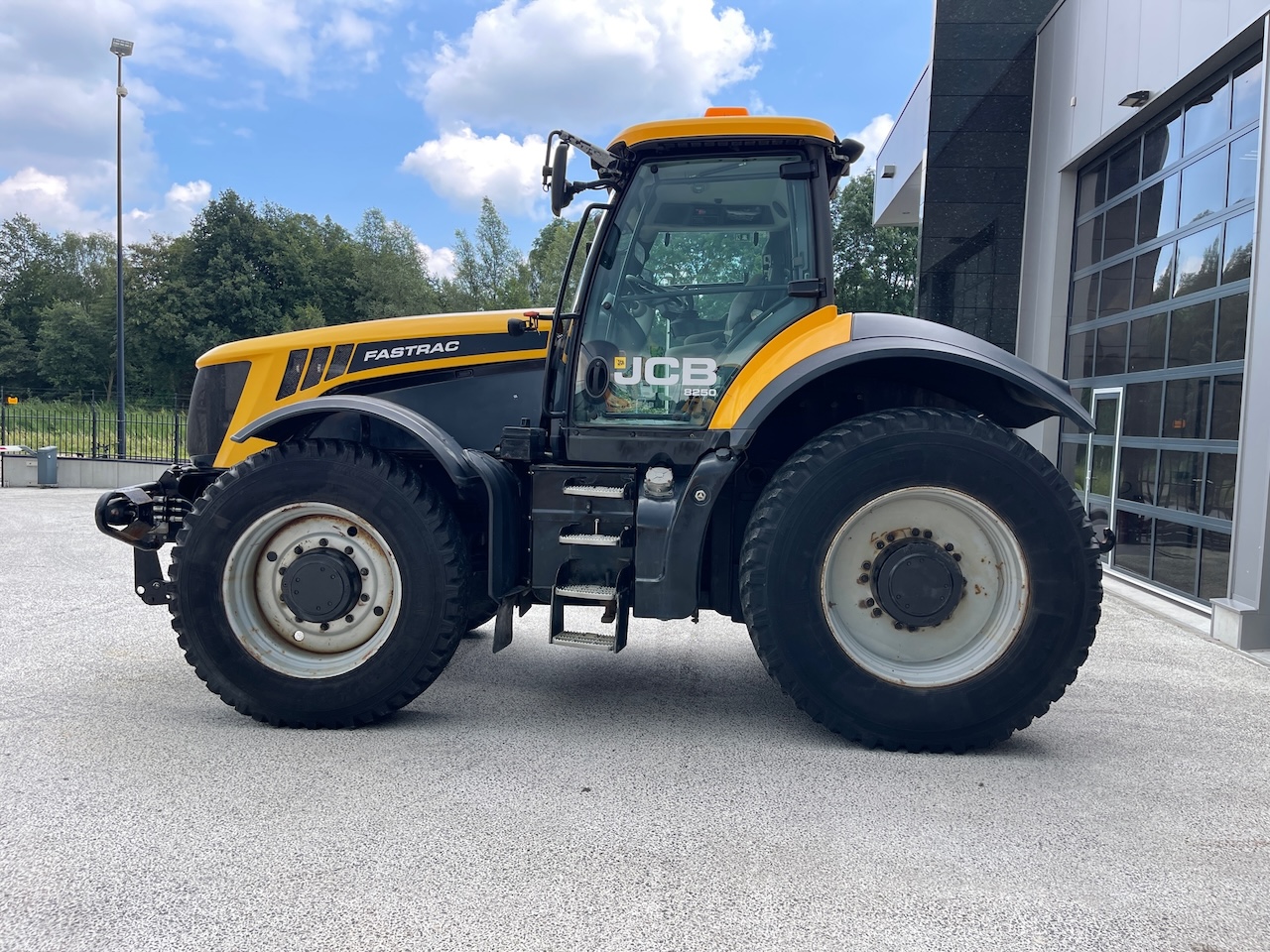 JCB Fastrack 8250