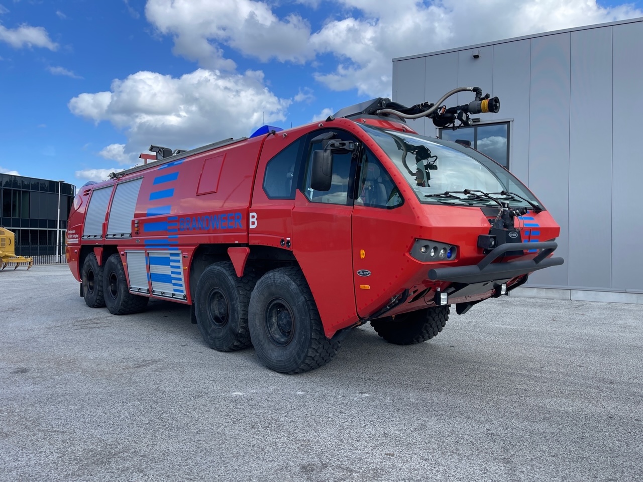 E-One Titan P6 HPS Crashtender Fire Truck