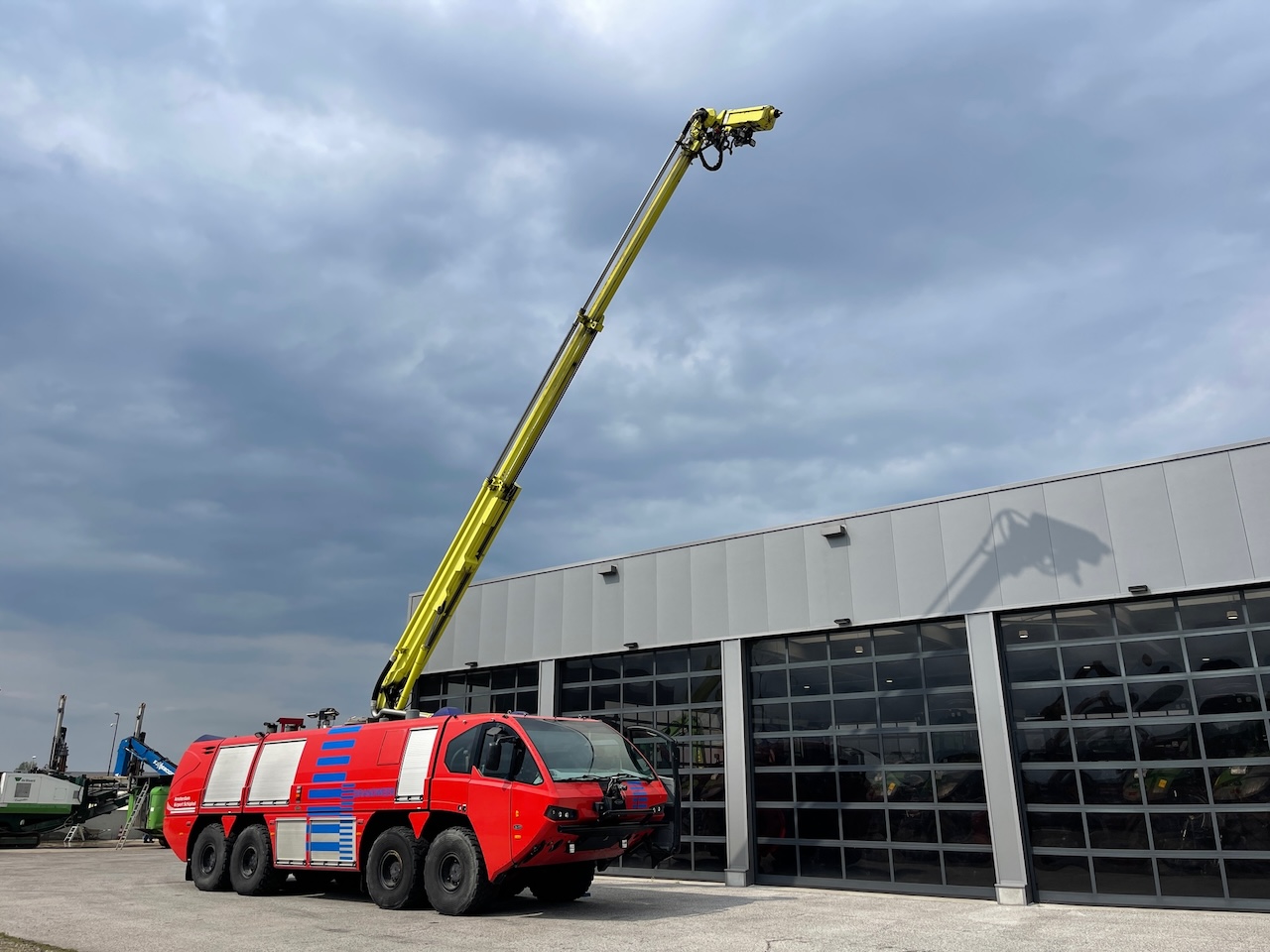 E-ONE Titan P6 HPS Crashtender