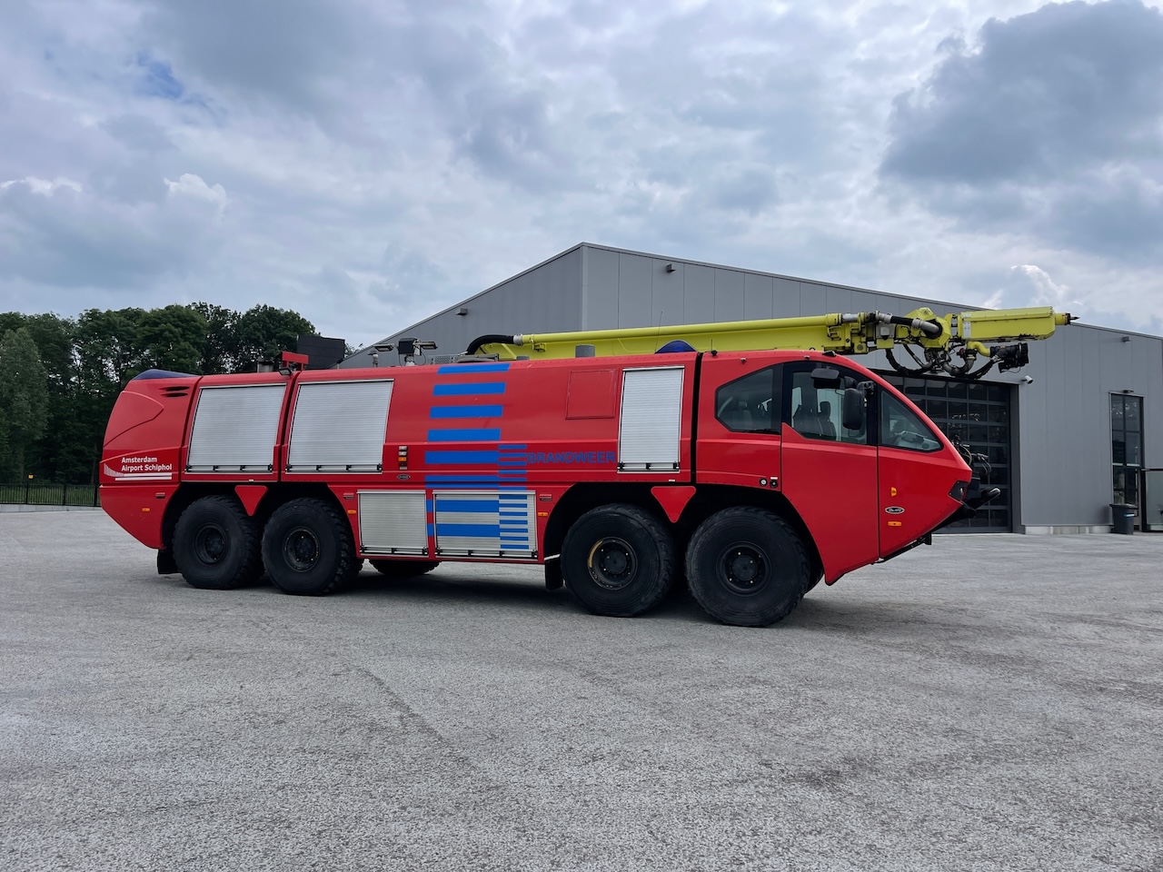 E-ONE Titan P6 HPS Crashtender