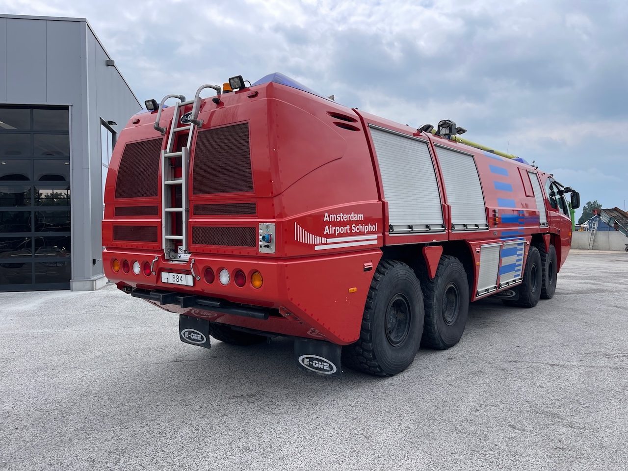 E-ONE Titan P6 HPS Crashtender