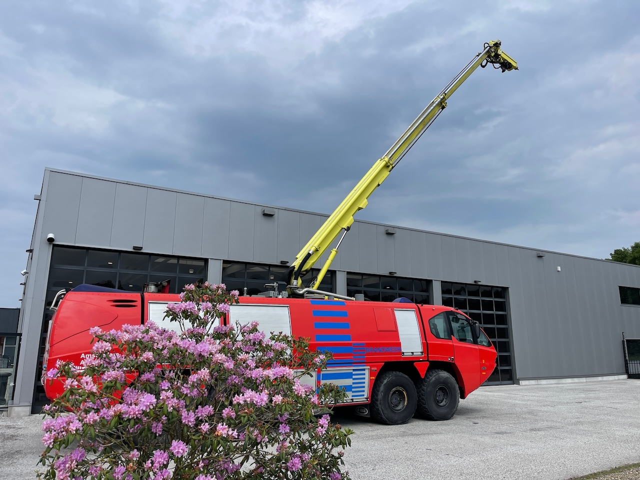 E-ONE Titan P6 HPS Crashtender