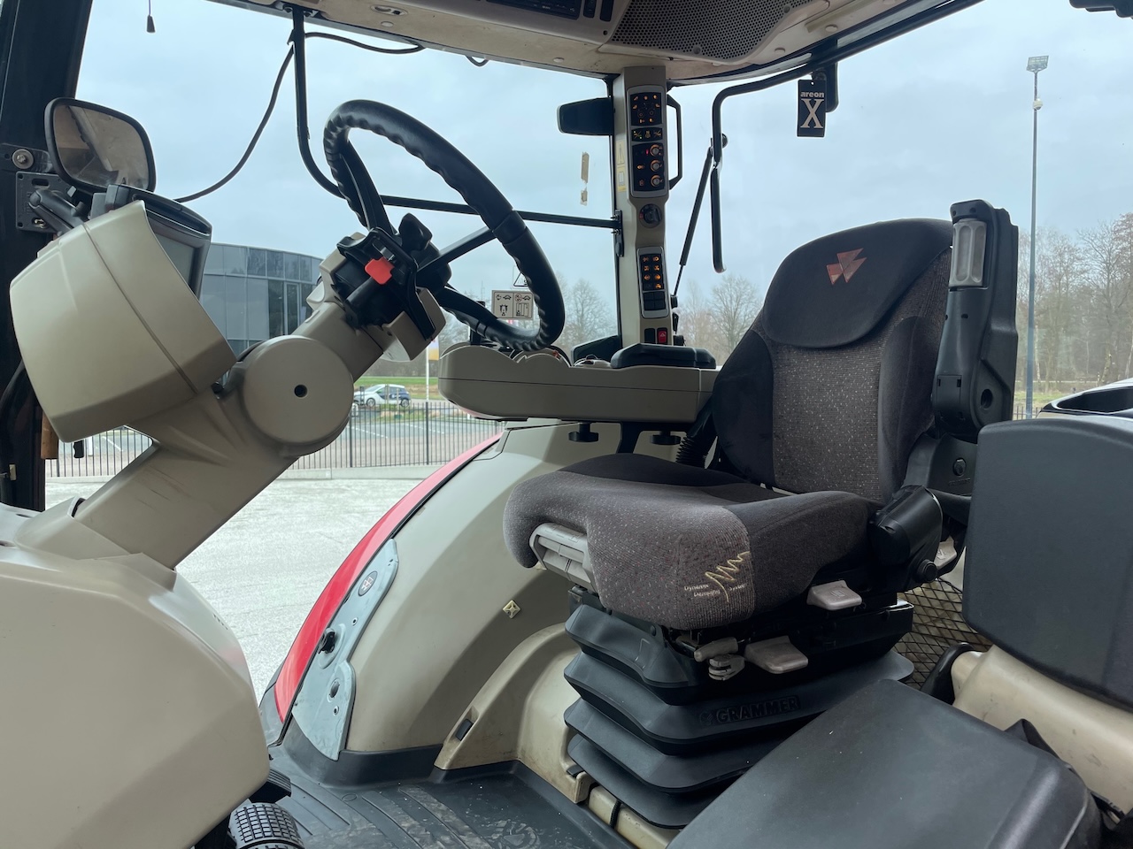 Massey Ferguson 8732 Dyna-VT Tractor met GPS