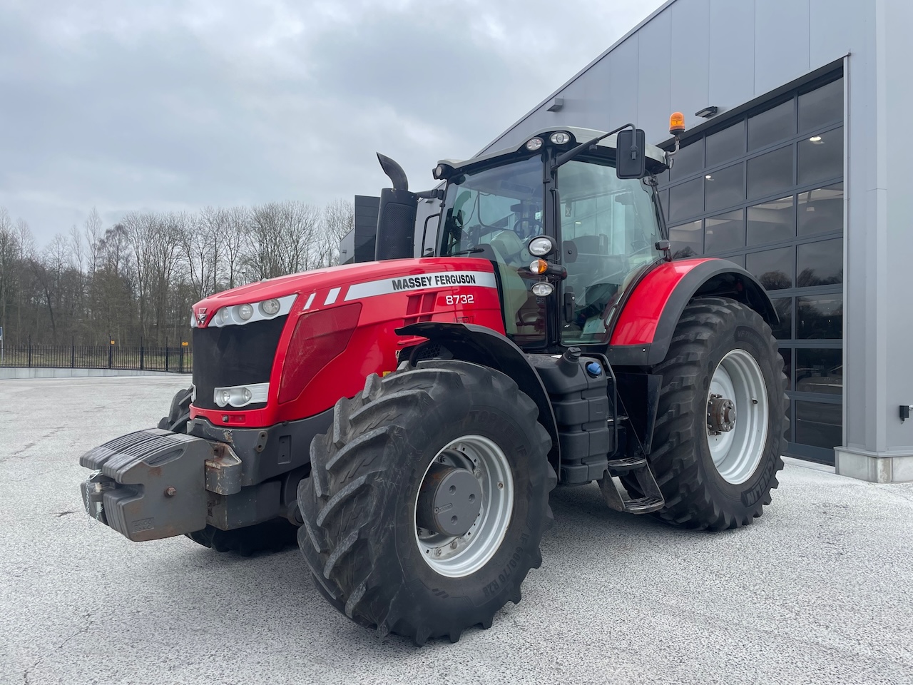 Massey Ferguson 8732 Dyna-VT Tractor met GPS