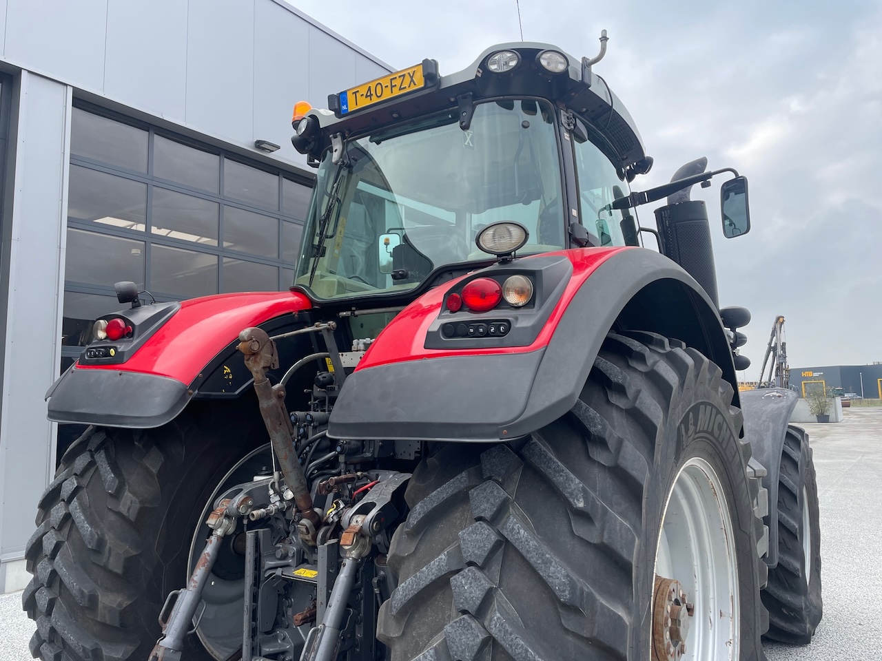 Massey Ferguson 8732 Dyna-VT Tractor met GPS