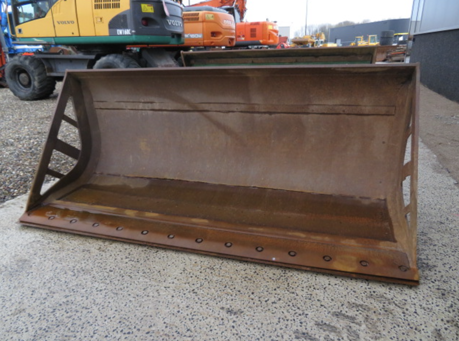 Eurosteel puinbak met inlegvel 272cm 2480ltr Verachtert aansl