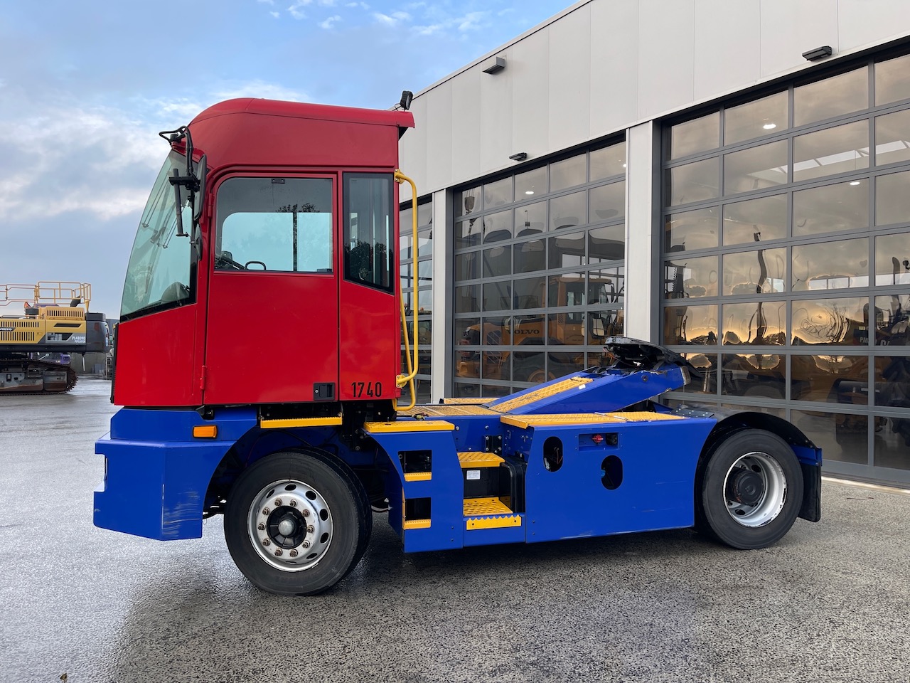 Kalmar T2 Terminal Trekker