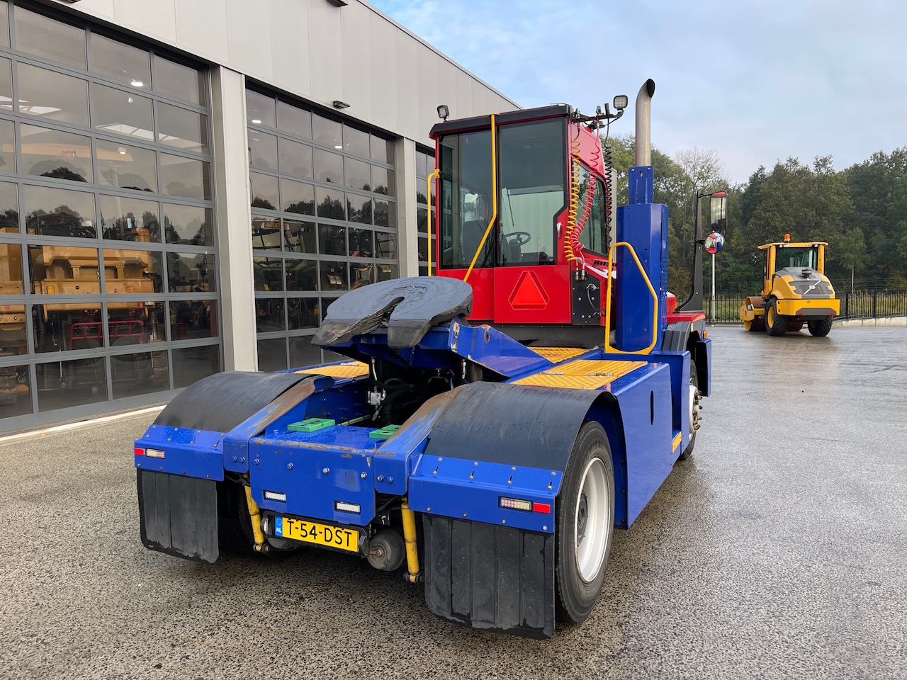 Kalmar T2 Terminal Trekker