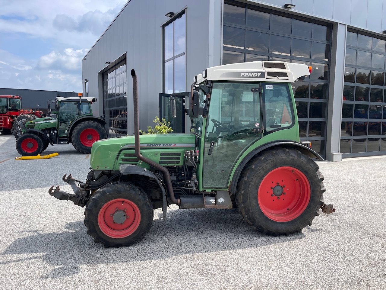 Fendt 208F Smalspoor trekker 2008