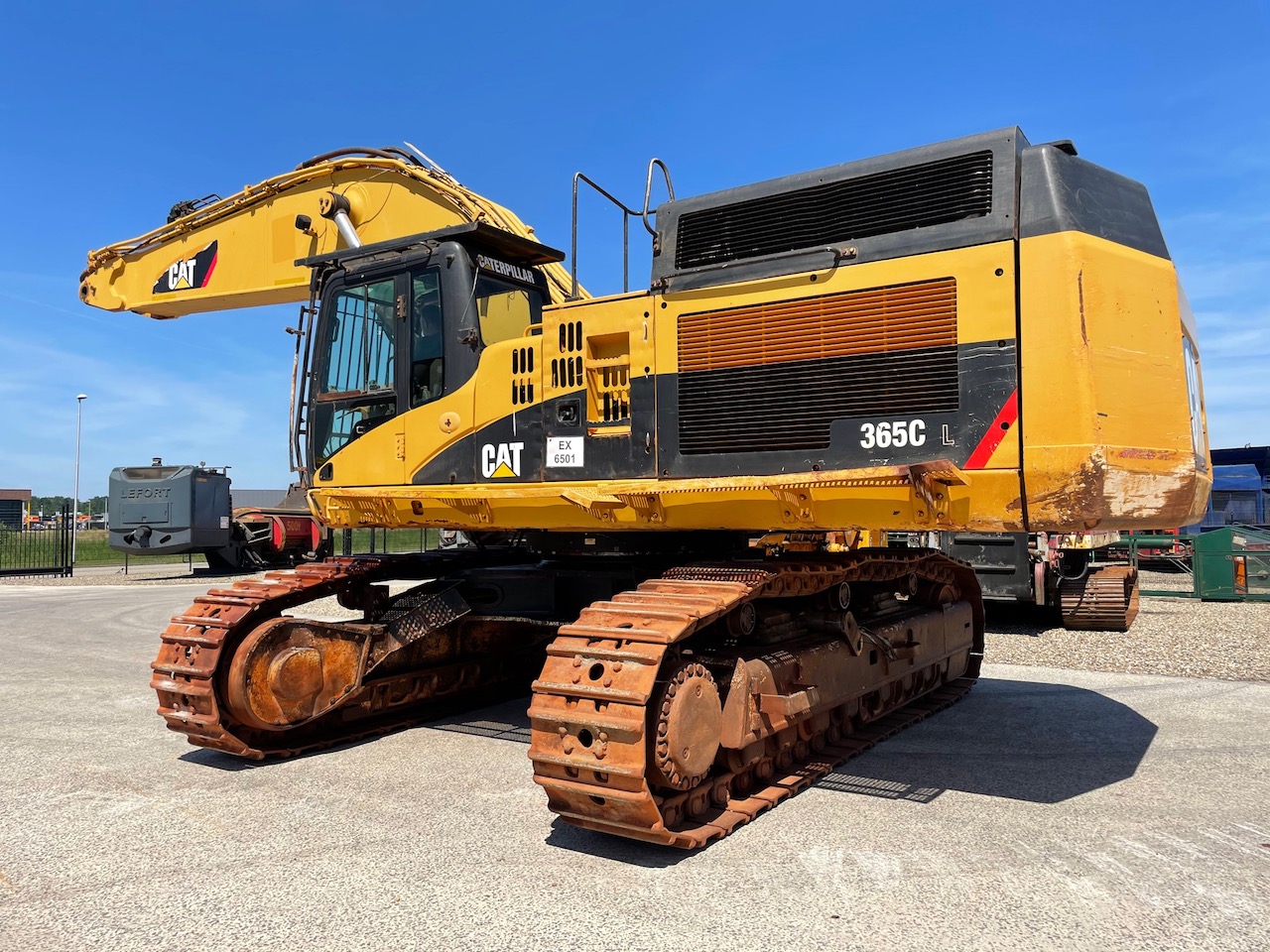 Caterpillar 365CL picture