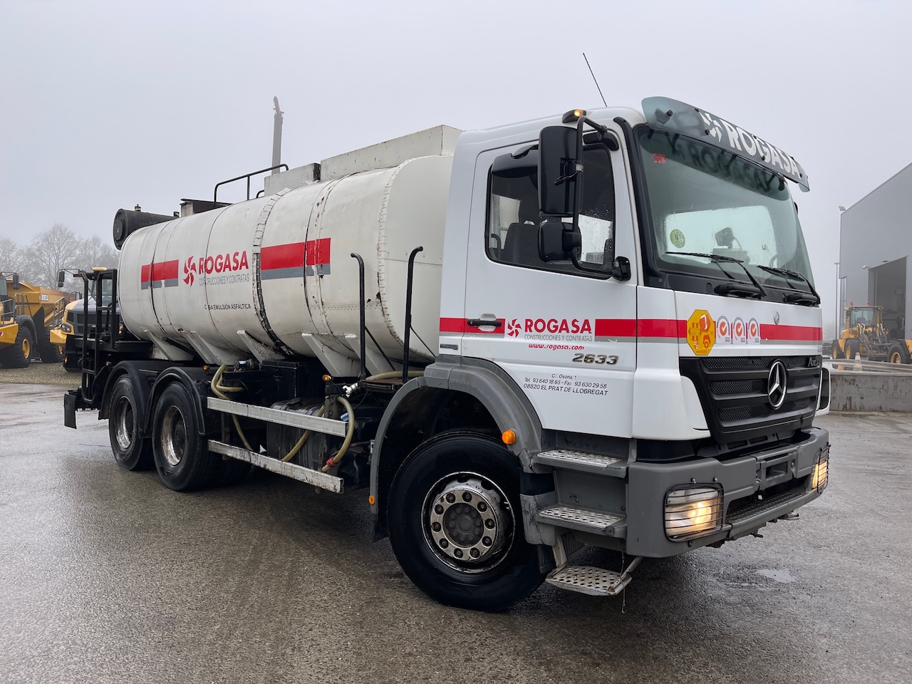 Mercedes Benz Axor 2633 9000ltr Bitumen sprayer