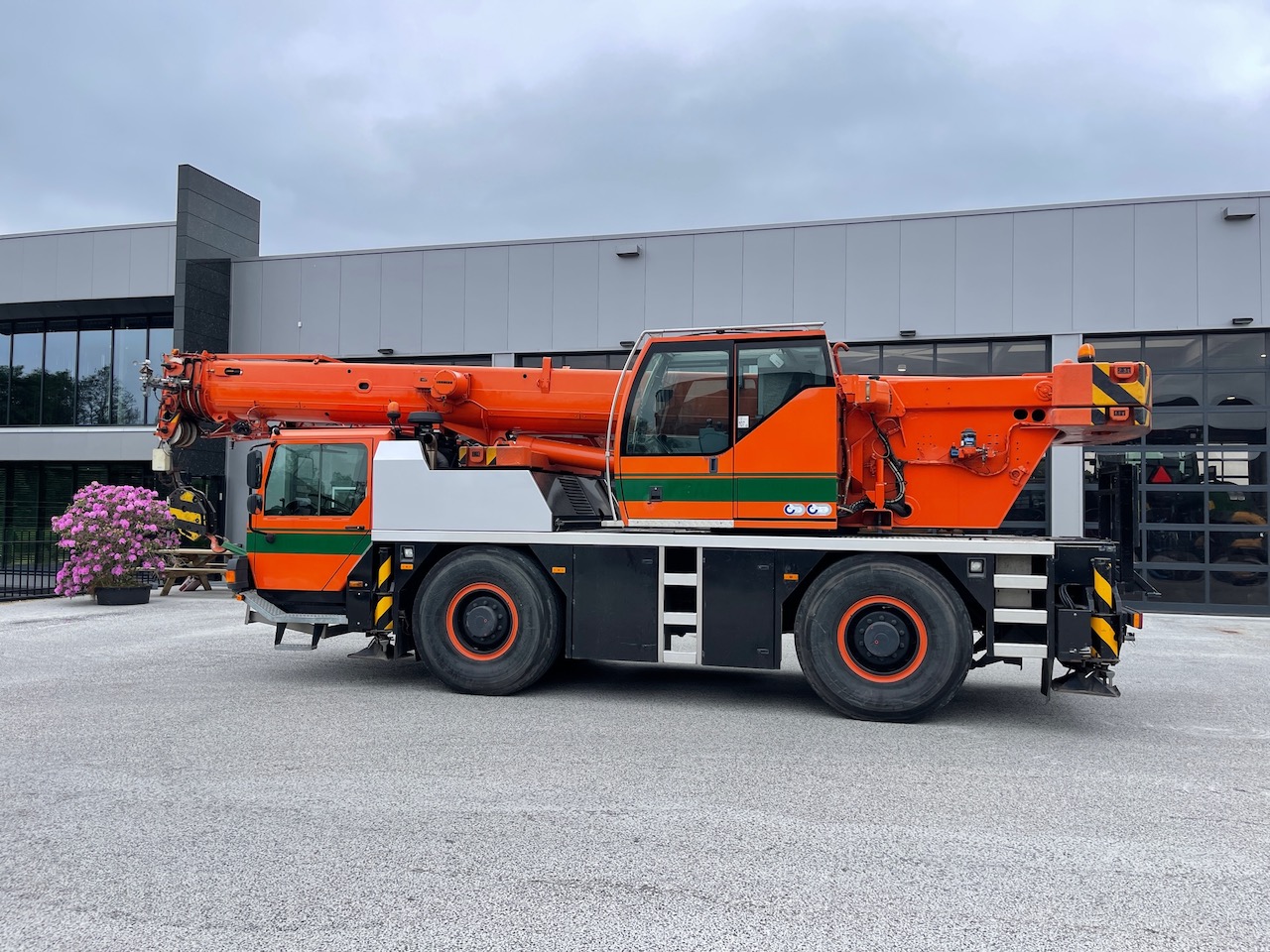 Liebherr LTM 1030 2.1 picture