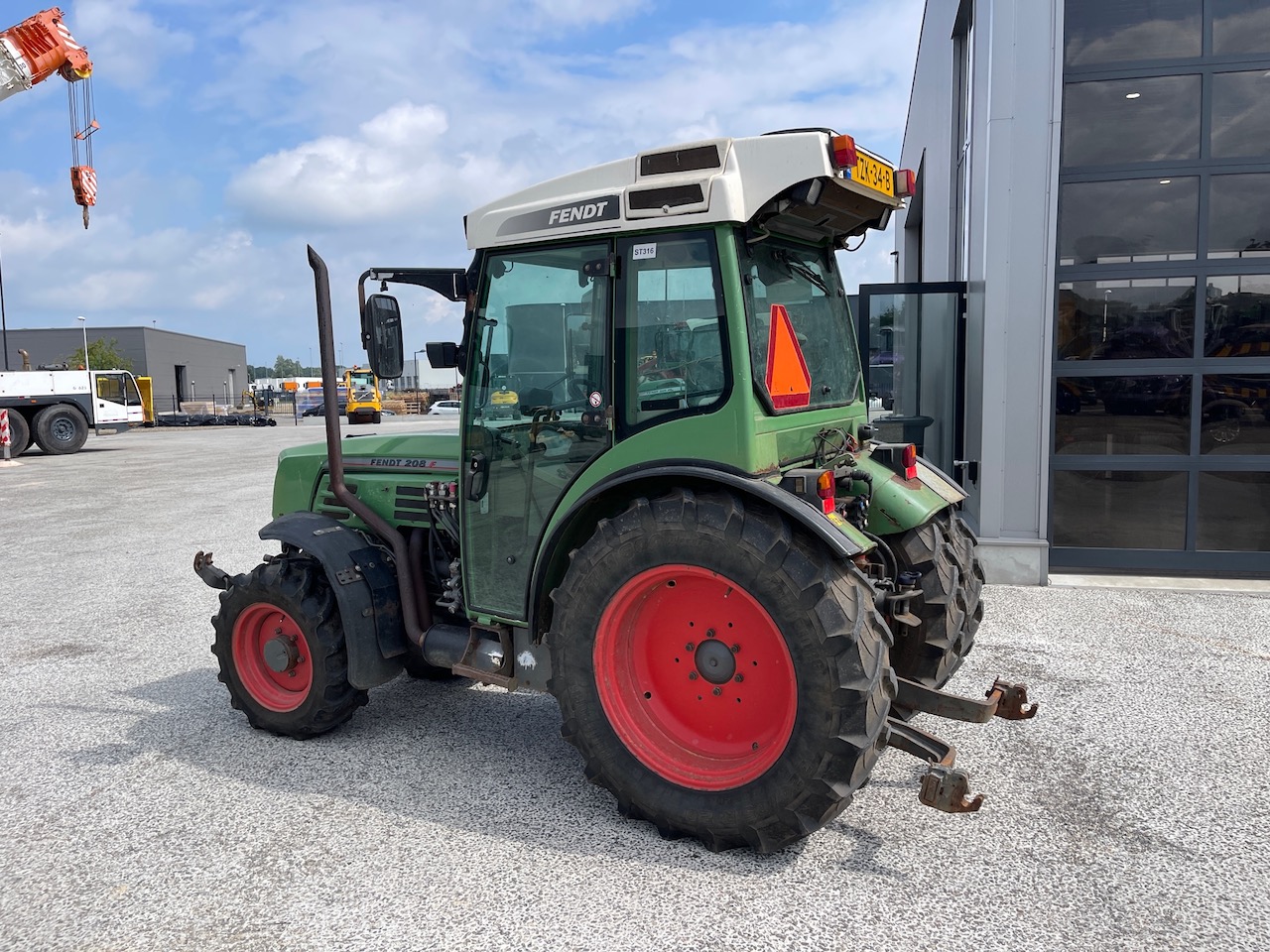 Fendt 208F Smalspoor trekker