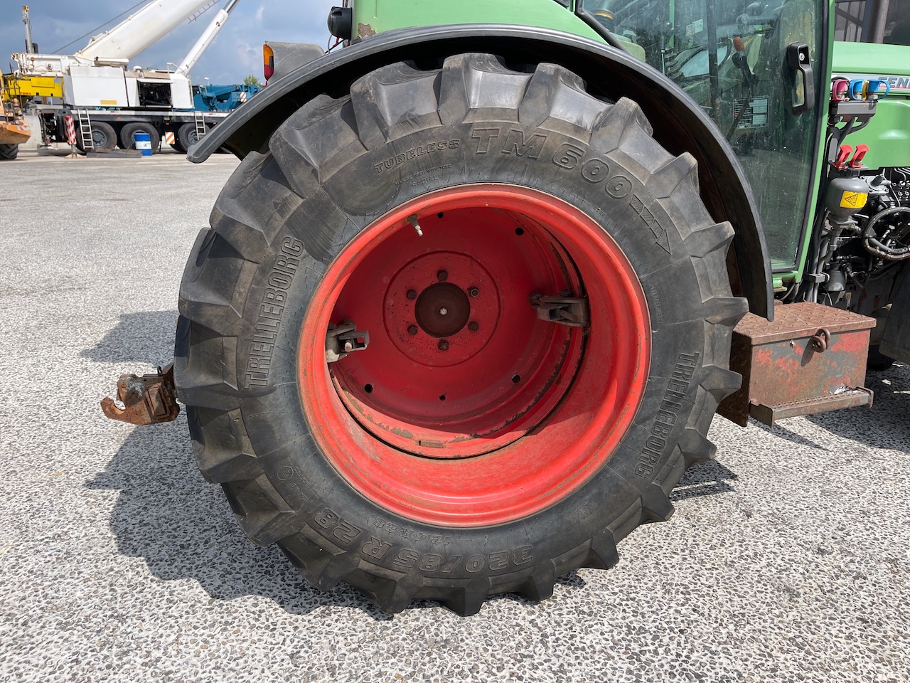 Fendt 208F Smalspoor trekker