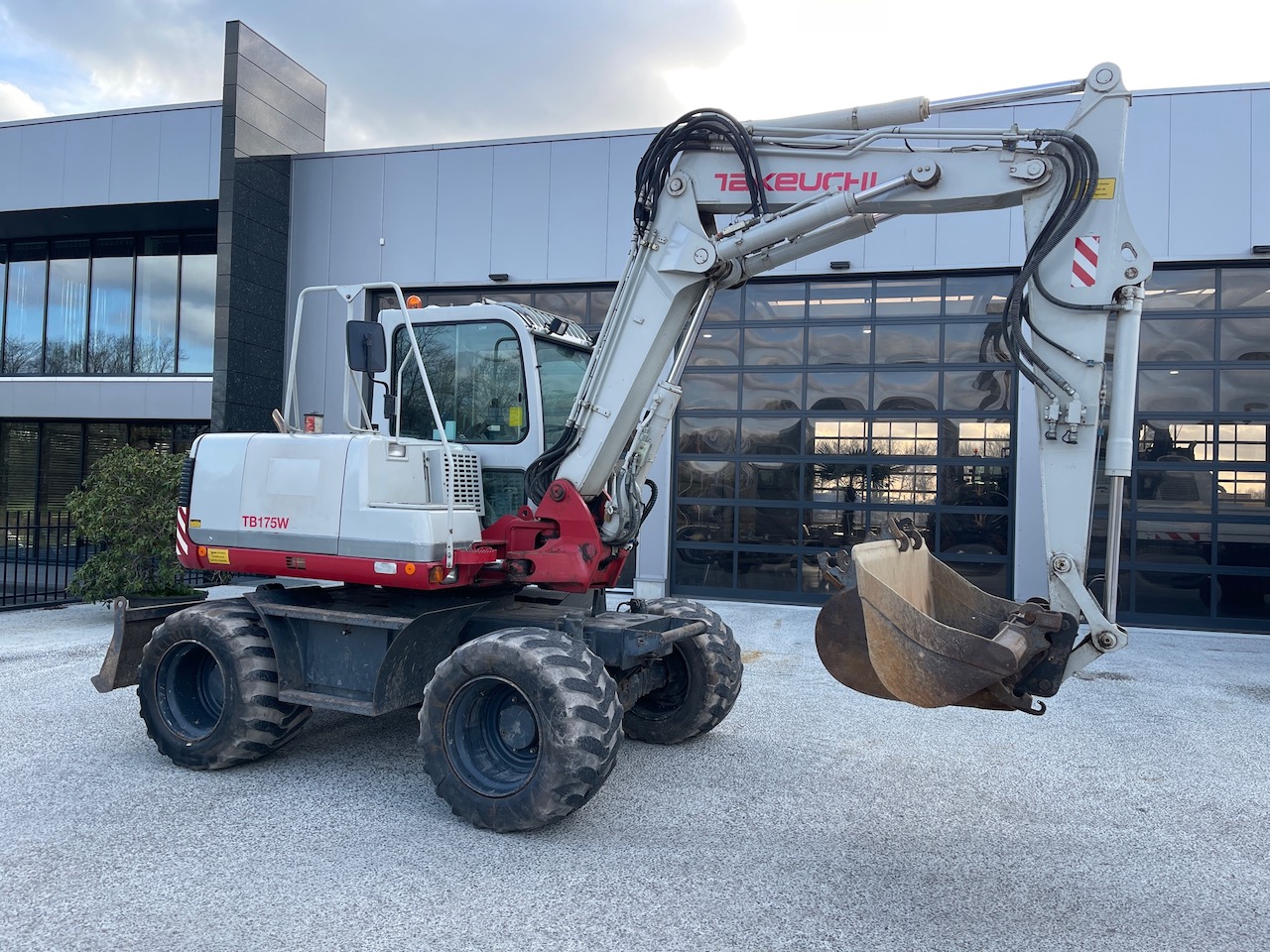 Takeuchi TB175W