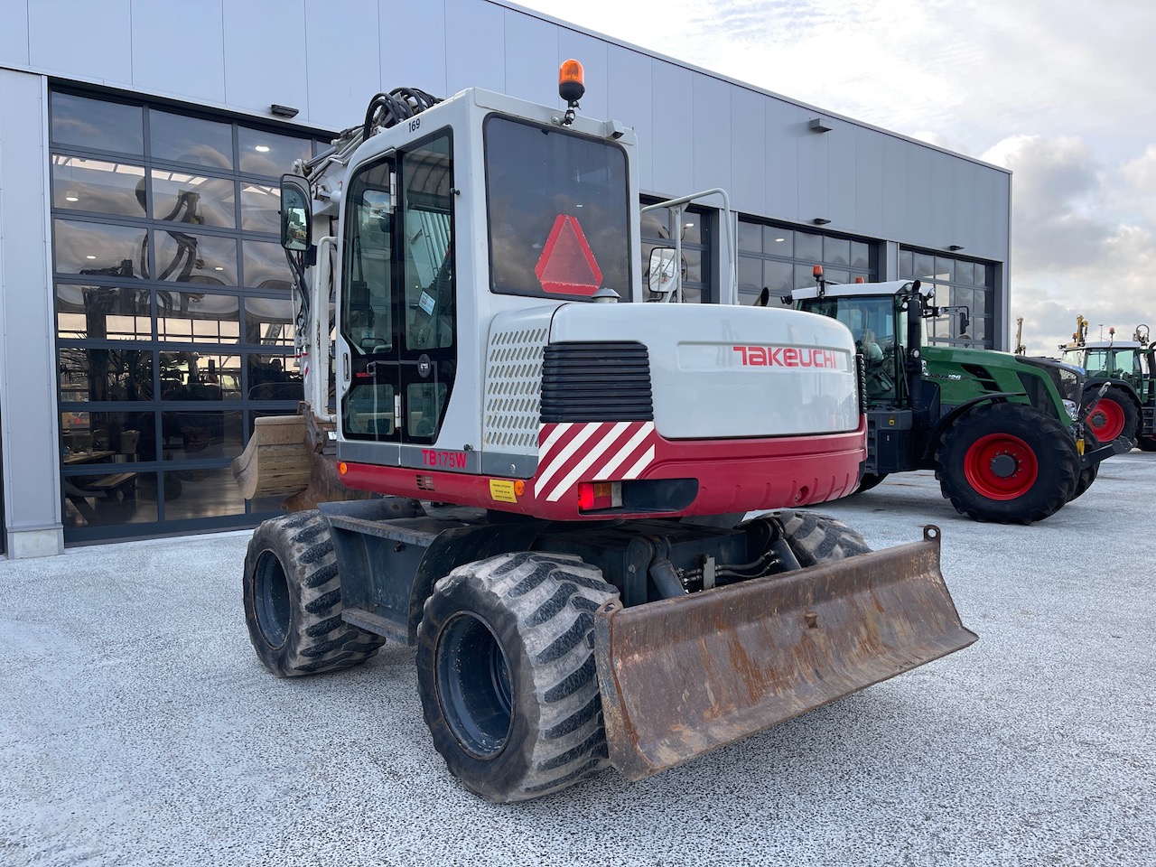 Takeuchi TB175W