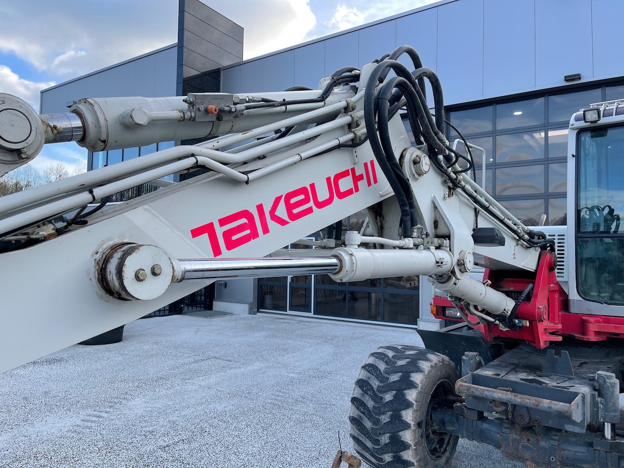 Takeuchi TB175W