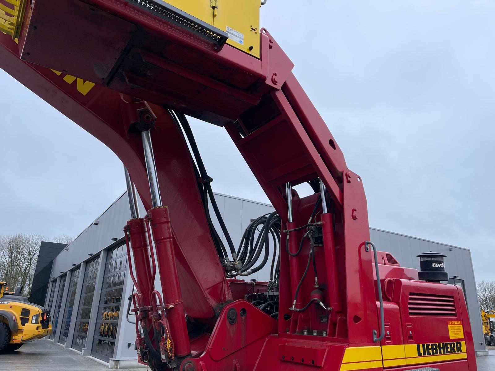 Liebherr A904 Litronic