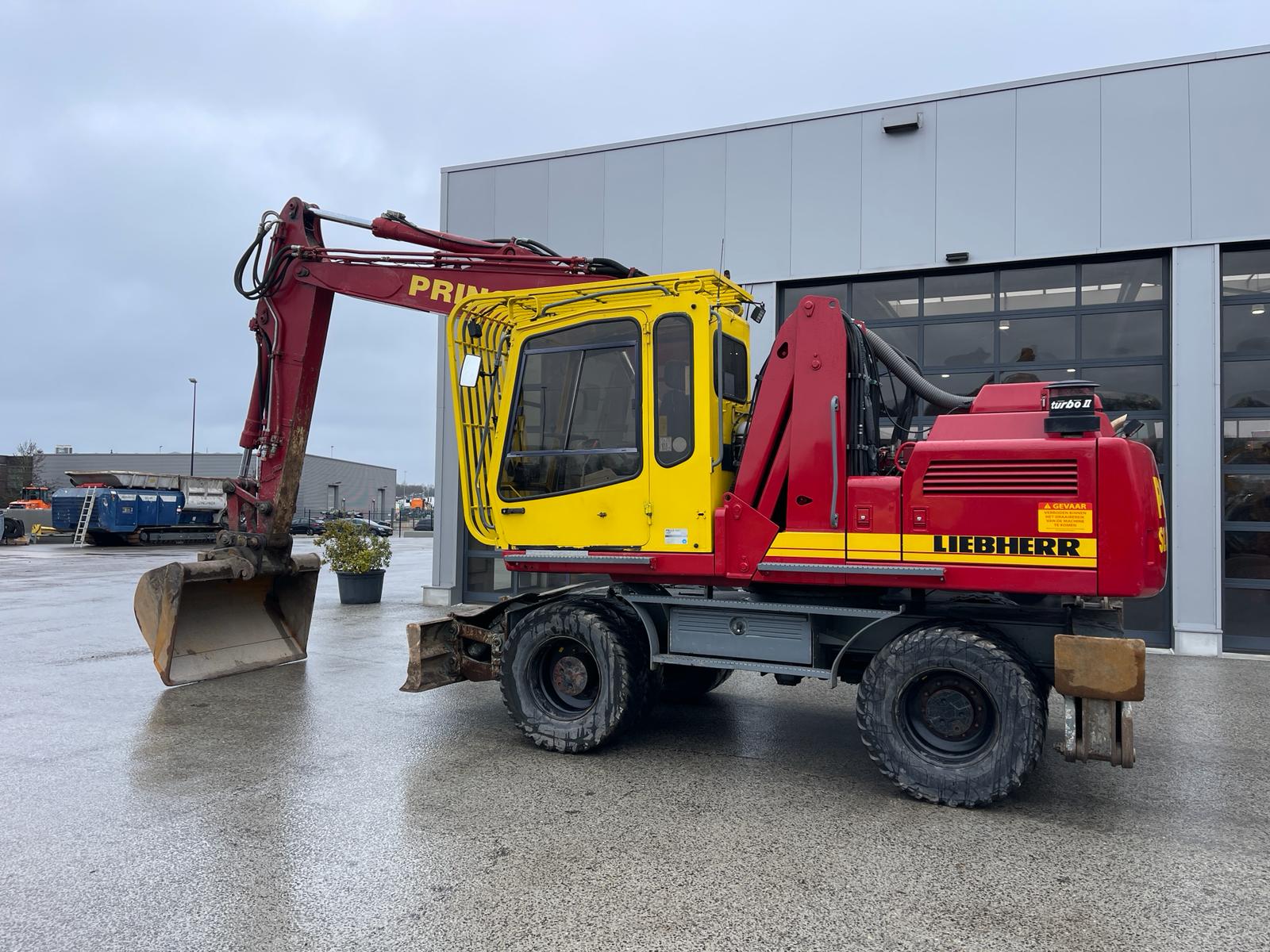 Liebherr A904 Litronic