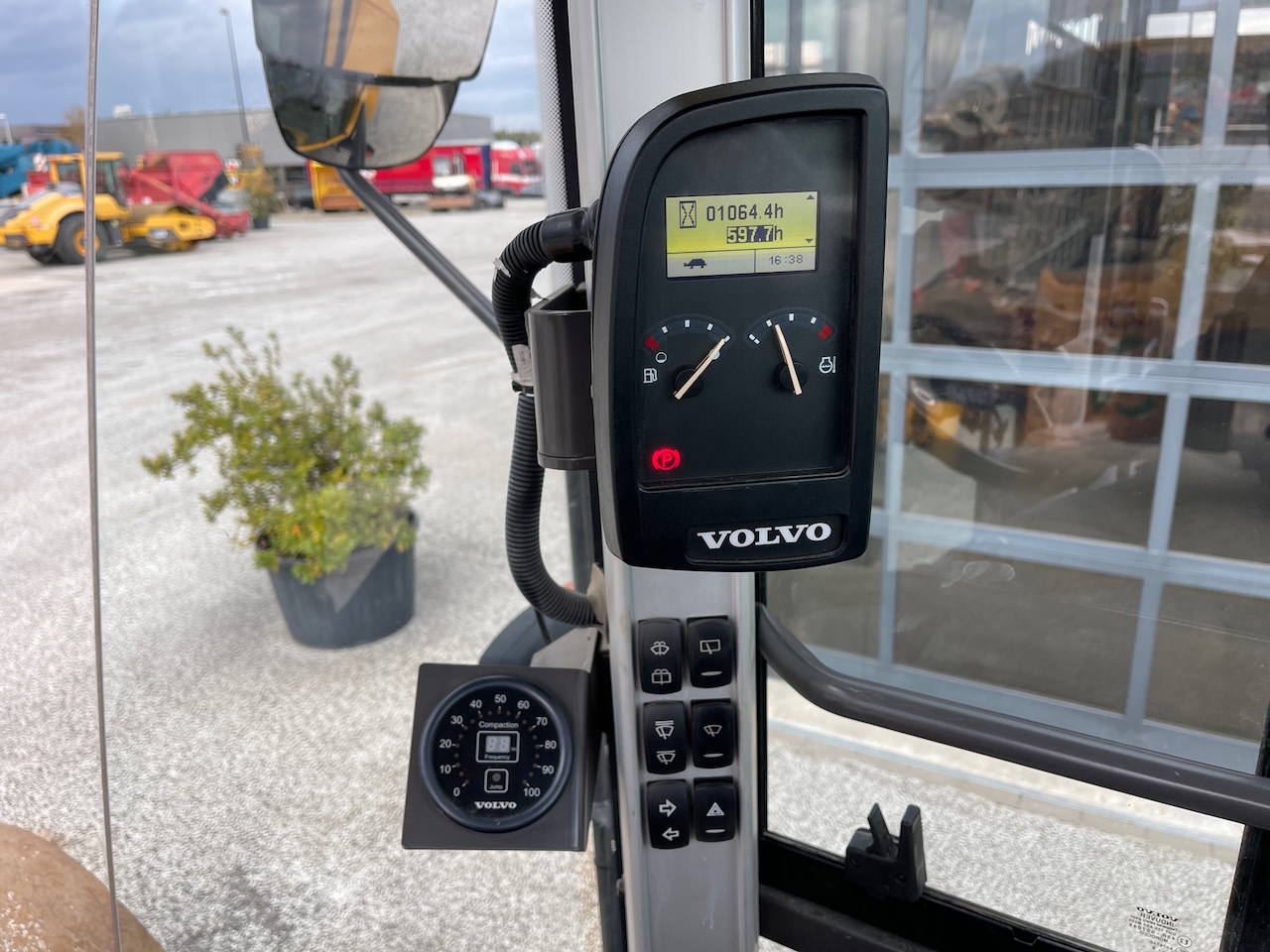 Volvo SD75B Grondverdichter / Compactor