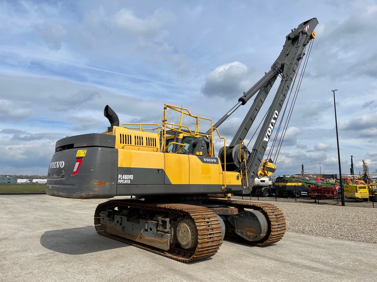Volvo PL4809D Pipelayer